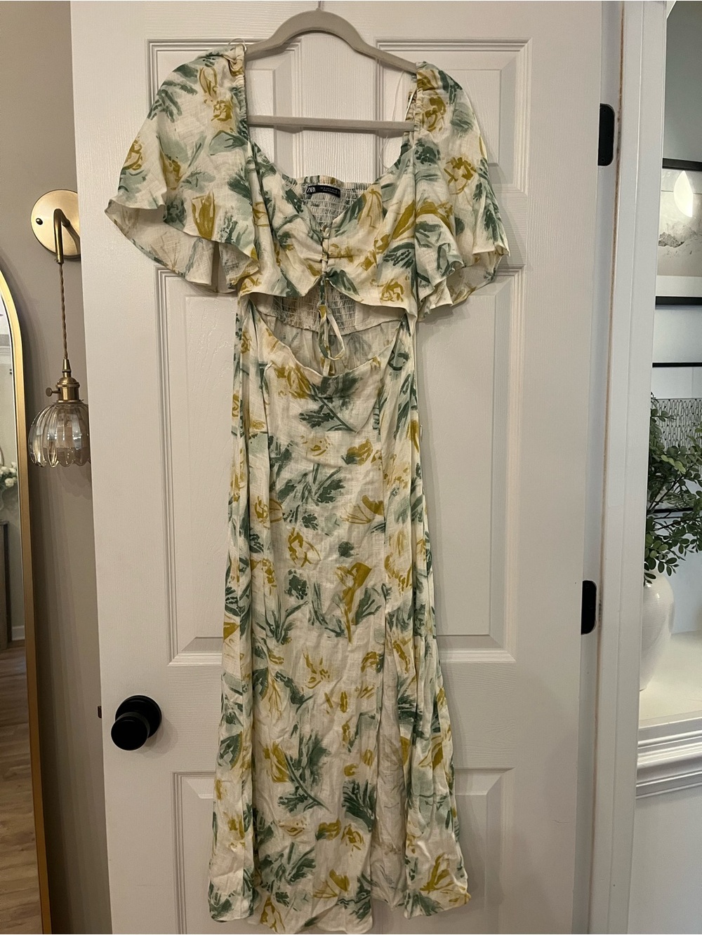 Zara Floral Ruffle-Shoulder Maxi Dress in White, Green, yellow w/cut out Sz S